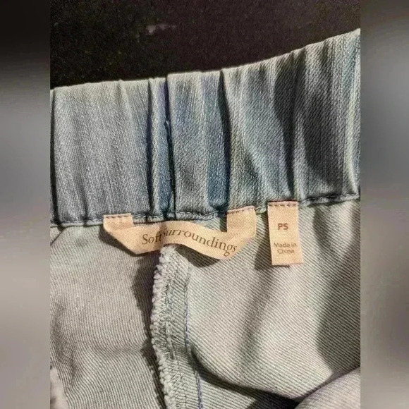 Soft surroundings pull on jegging with button ankles size PS - Picture 8 of 8